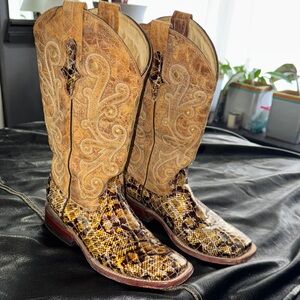 FERRINI Western Boots - Tan and Brown